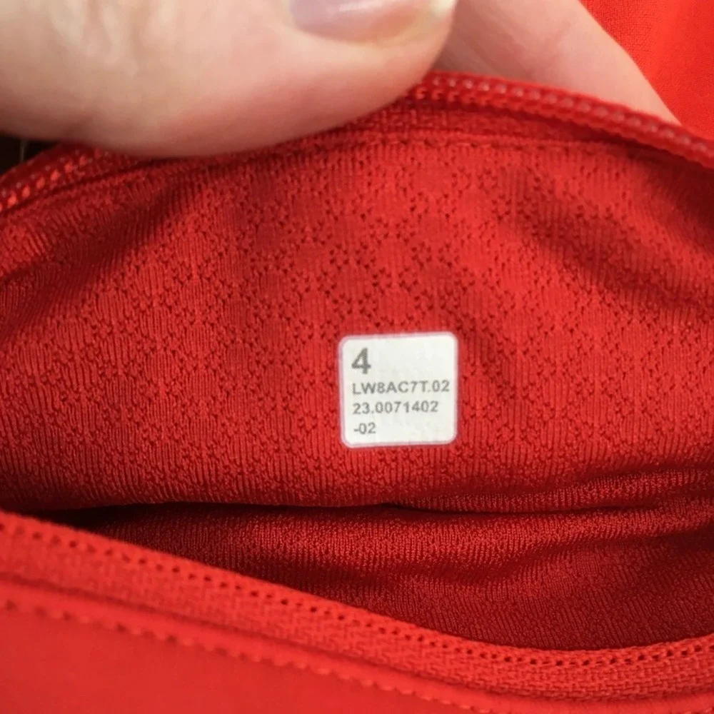 lululemon athletica few faint